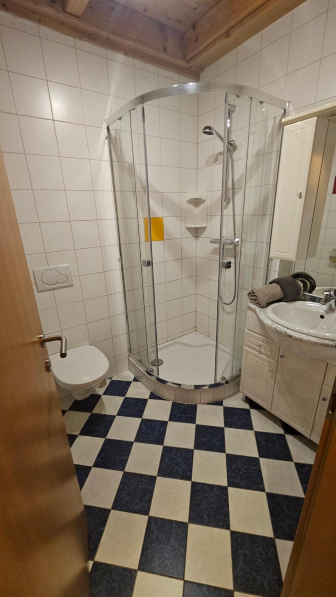 Appartement Gugganig Flattach Zimmer foto